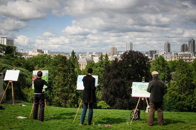 Où manger près du parc des Buttes-Chaumont?