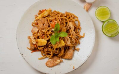Vermicelles de riz sautés au poulet : voyage gustatif